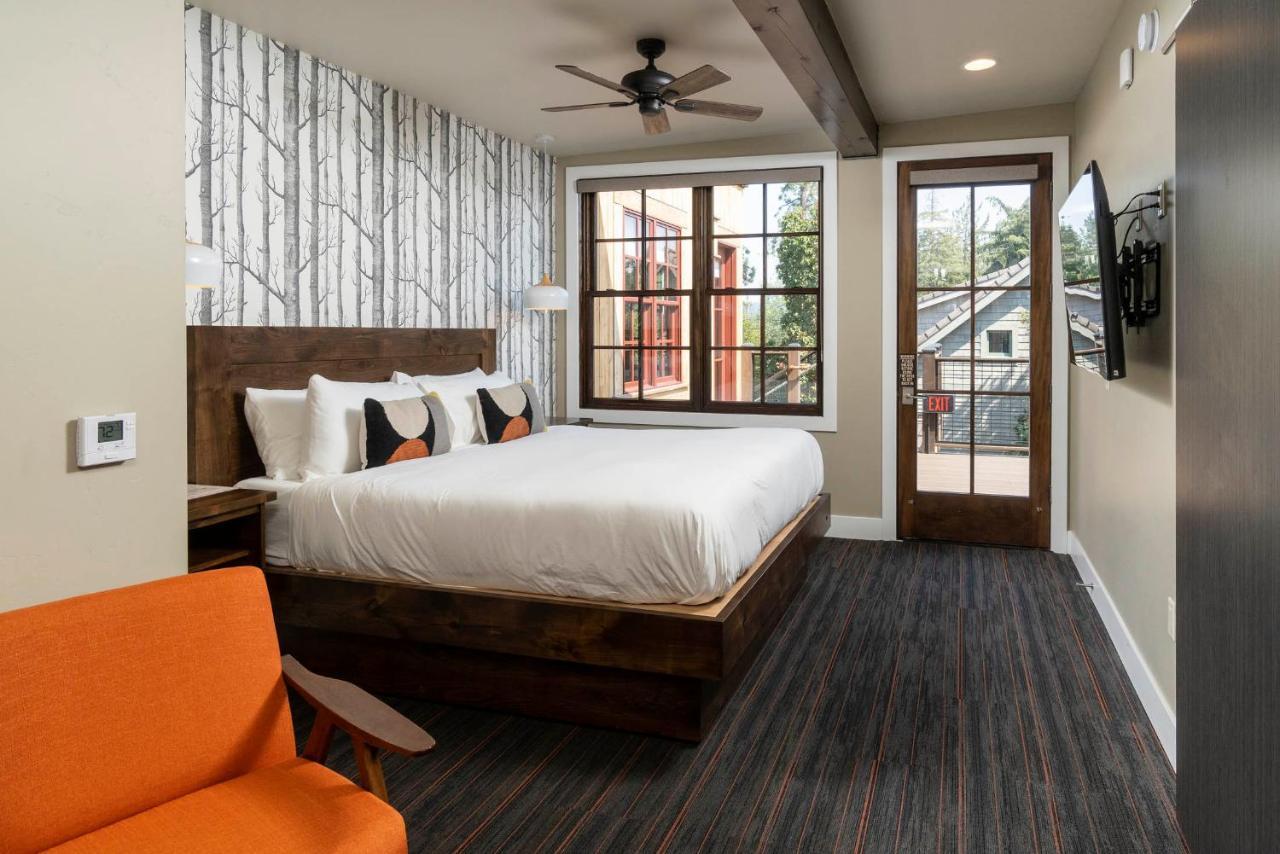 Ski Inn Taphouse Hotel Sisters Luaran gambar