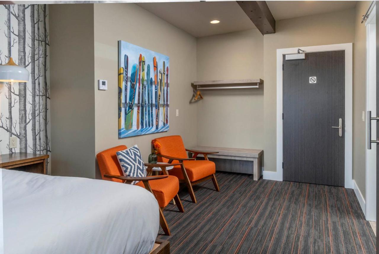 Ski Inn Taphouse Hotel Sisters Luaran gambar