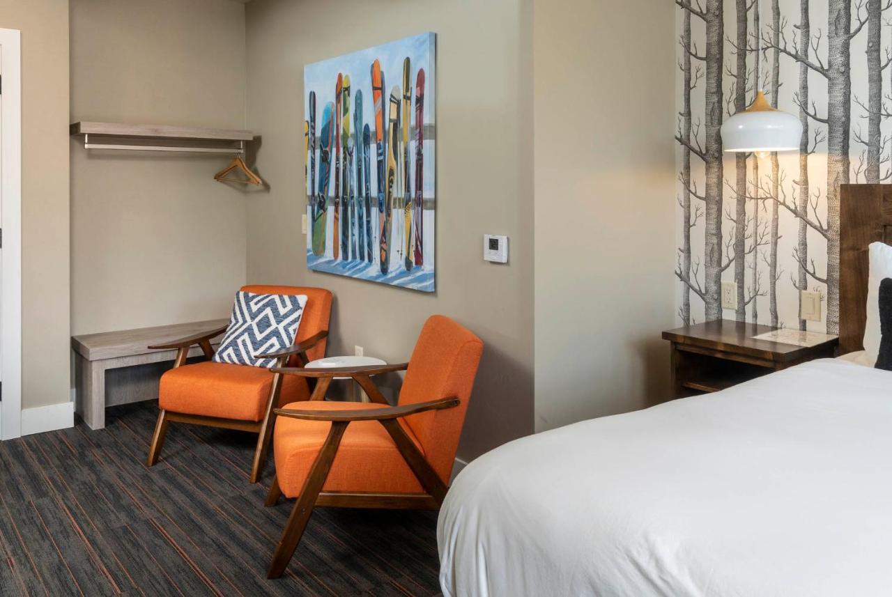 Ski Inn Taphouse Hotel Sisters Luaran gambar